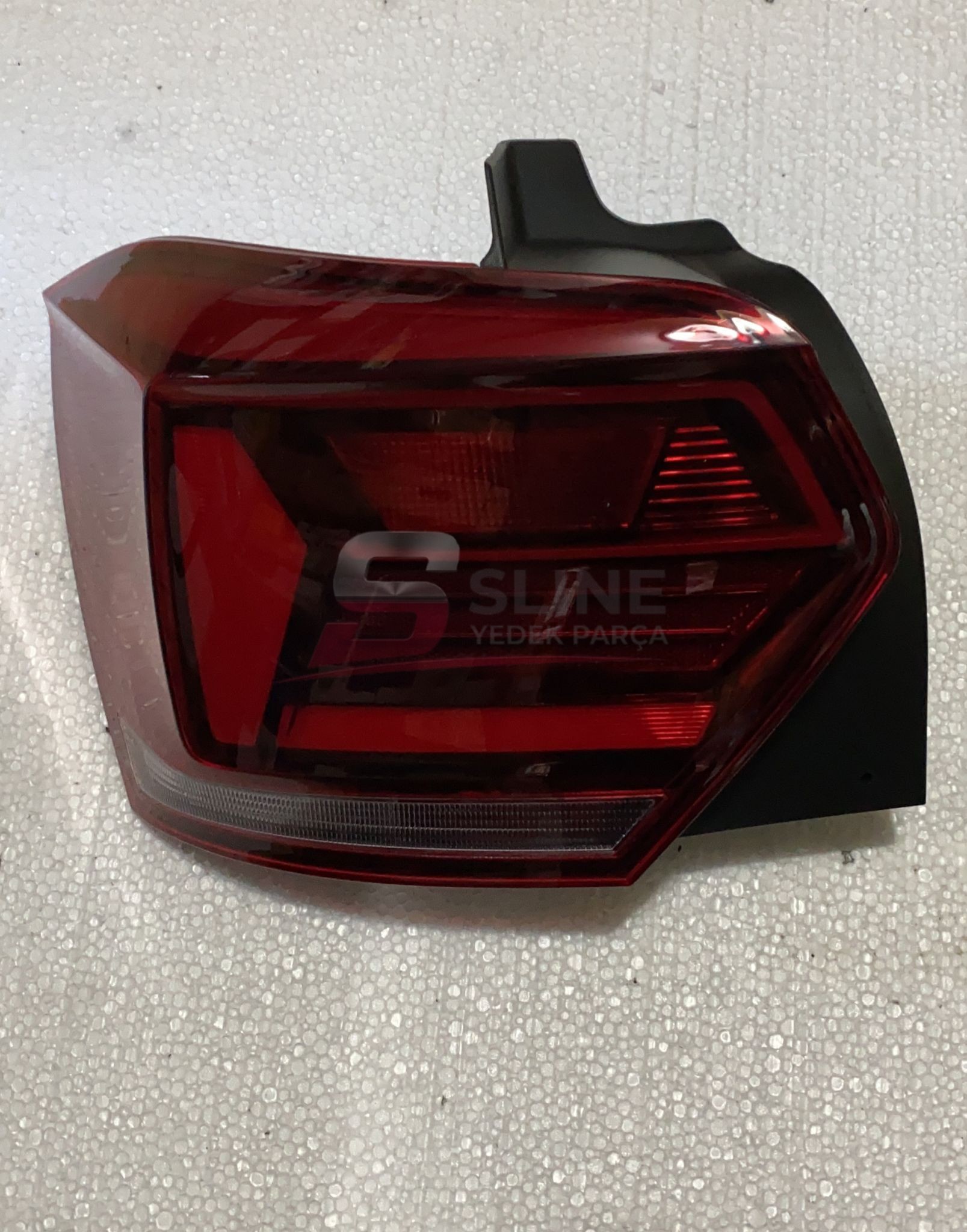 Polo 2018-2021 Sol Arka Stop - 2G0945095 - 2G0945095-TW