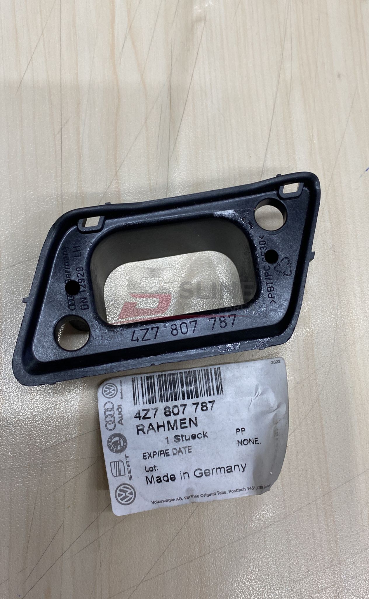 Audi A6 2000-2005 Allroad Far Yıkama Kapağı Sol - 4Z7807787 - 4Z7807787